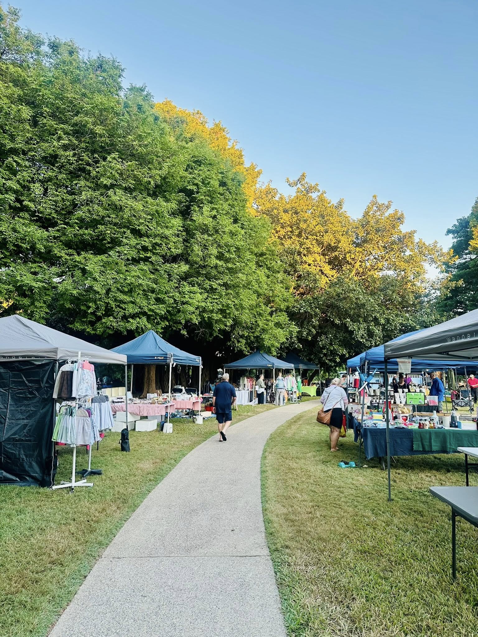 Mundingburra Markets image