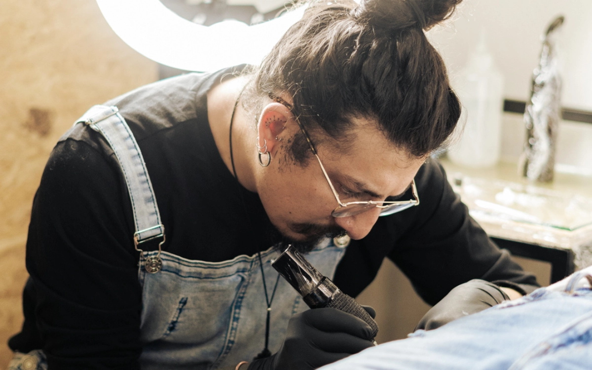 A tattooist