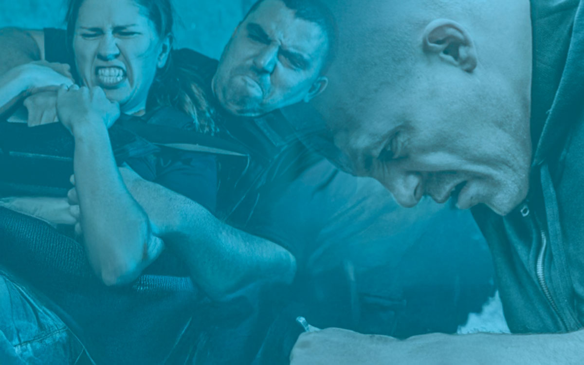 Woman getting out of a chokehold by an armed man with a knife