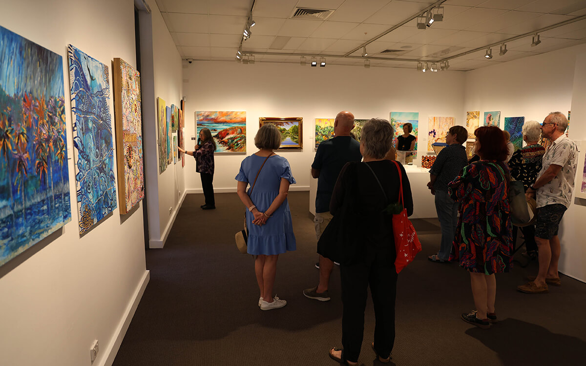 Crowd of people at Townsville Art Society Art Awards Judge's Talk