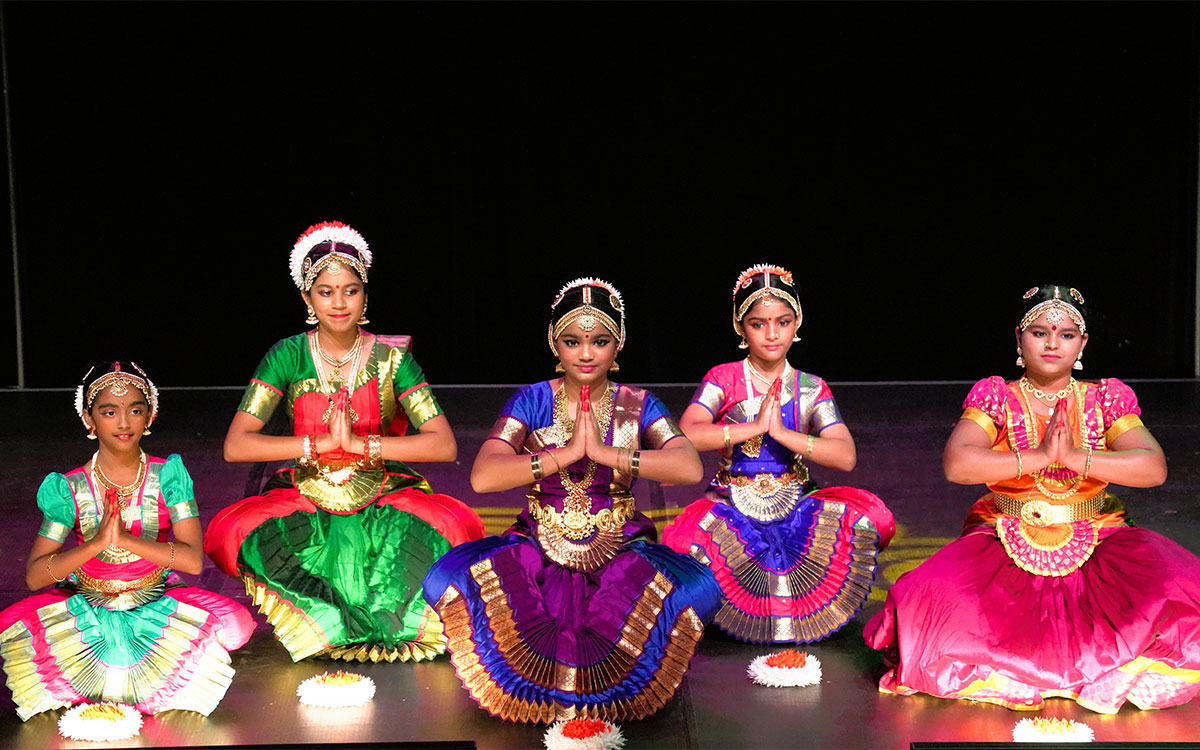 Indian Classical and Semiclassical Dancers