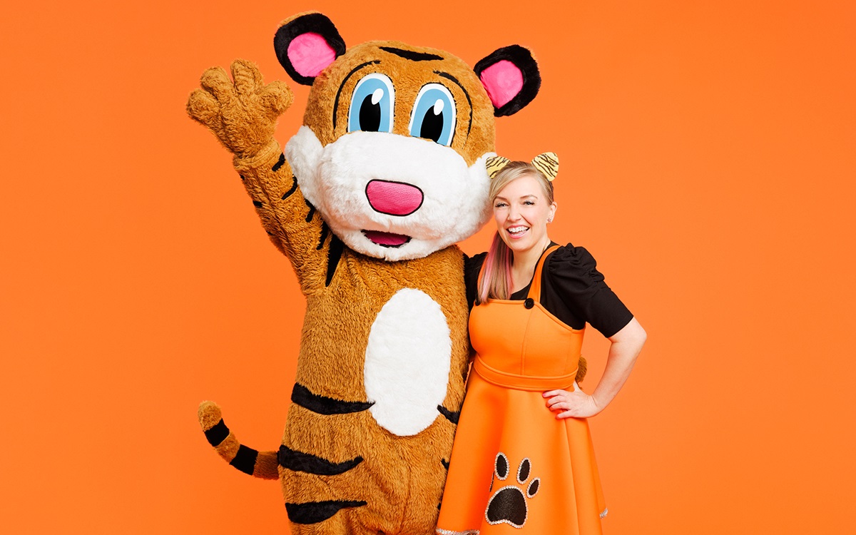 Pevan & Sarah in Concert image